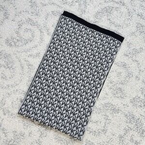 MICHAEL KORS Women's Knit Scarf MK‎ Logo Monogram Gray Black